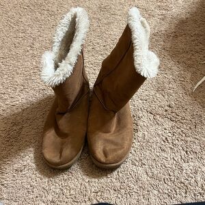Kohl's Tan Shearling-Lined Winter Boots